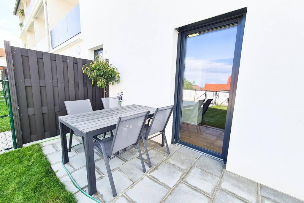 Friendship Suite Mörbisch am See Eksteriør bilde